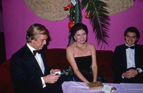 Soraya Esfandiary Bakhtiary Soraya, Ex-Kaiserin von Persien, bei einer Abendveranstaltung, 1980er Jahre. Former Persian Empress Soraya at an evening event, 1980s. Copyright: WolfgangxKühn UnitedArchives100445