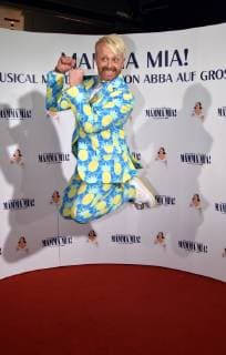 Ross Anthony will be in Cologne on 11th October 2018 for the premiere of the musical Mamma Mia in Cologne