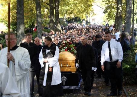 GER Funeral of Graciano Rocchigiani at the Matthaeus Kirchhof in Berlin Schoeneberg 13 10 2018 Schoeneberg Berlin GER Funeral of Graciano Rocchigiani at the Matthaeus Kirchhof in Berlin Schoeneberg im Bild nordphotoxEngler nph00076