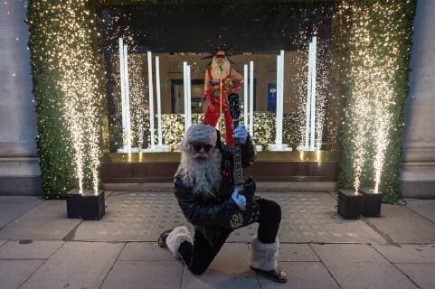 October 18, 2018 - London, London, UK - London, UK. A man dressed as Santa Claus launches the Selfridges department store Christmas festive window display with a Selfridges Rocks Santa theme. It is the first department store in the world to unveil Christmas windows. London UK - ZUMAl94_ 20181018_zaf_l94_007 Copyright: xRayxTangx