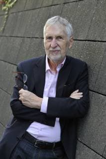 Volker Hage Journalist Author 10 18 thg Volker Hage on 12 October 2018 during the Frankfurt Book Fair Fair Literature Frankfurt Main Germany German German man writer critic literary critic journalism literature german journalism author writer tall half standing neutral smiling arms crossed crossed