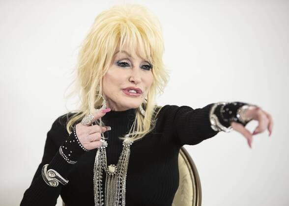 October 22 2018 Hollywood CA USA Dolly Parton wrote songs for the movie Dumplin that features 6 original songs for the soundtrack created by Dolly Parton Hollywood USA - ZUMAg203 20181022_zap_g203_127 Copyright: xArmandoxGallox