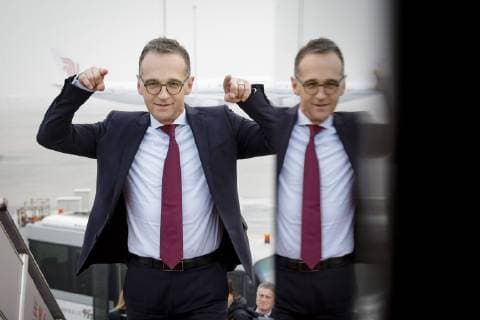Federal Foreign Minister Heiko Maas SPD gets on plane of the Air Mission Wing which will bring him to Berlin 13 11 2018 Beijing Beijing China Copyright: xIngaxKjerx
