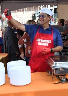 21 November 2018 - Los Angeles, California - Antonio Villaraigosa. 2018 LA Mission Thanksgiving held at LA Mission. Photo Credit: Birdie Thompson AdMedia 232620 2018-11-21 CA Los Angeles Etats-Unis  Copyright: xAdMediax STAR_232620_194