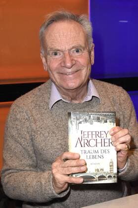 Jeffrey Archer at a reading from his novel Traum des Lebens at the 59 Munich Book Show at the Literaturfest München 2018 in the Carl Orff Saal im Gasteig Munich 29 11 2018 Foto:xP.xSchönbergerx xFuturexImage