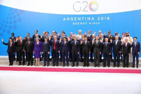 News Themen der Woche KW48 News Bilder des Tages BUENOS AIRES, ARGENTINA - NOVEMBER 30, 2018: Mexico s President Enrique Pena Nieto, Turkey s President Recep Tayyip Erdogan, South Africa s President Cyril Ramaphosa, UK Prime Minister Theresa May, France s President Emmanuel Macron, US President Donald Trump, Japan s Prime Minister Shinzo Abe, Argentina s President Mauricio Macri, China s President Xi Jinping, Singapore s Prime Minister Lee Hsien Loong, Russia s President Vladimir Putin, Australia s Prime Minister Scott Morrison, Brazil s President Michel Temer, and Italy s Prime Minister Giuseppe Conte (L-R front) pose for a photograph at the 2018 G20 Leaders Summit. Mikhail Metzel TASS TS0995D3