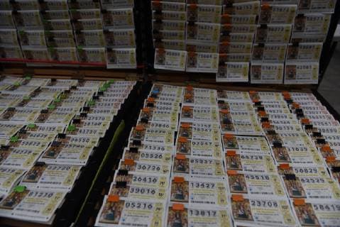 December 3, 2018 - Madrid, Madrid, Spain - Spanish Christmas El Gordo lottery tickets seen in Madrid. Madrid Spain - ZUMAs197 20181203_zaa_s197_154 Copyright: xJohnxMilnerx