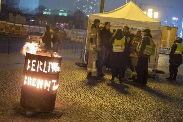 Again Berlin fire-fighters of the association Berlin Brennt e V protest with a burning ton before the red city hall against work overload lack of personnel and bad equipment always on Fridays between 16 and 22 oclock they hold a reminder guard starting from protest of citizen of Berlin fire-fighters against overload