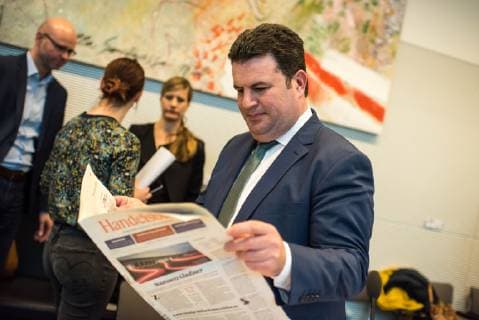 Politics SPD Health Minister Hubertus Heil reads in the business newspaper Handelsblatt 19 2 2019 Berlin before the parliamentary group meeting of the SPD on Tuesday 19 February 2019