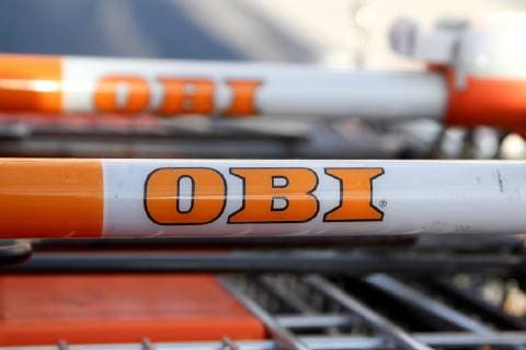 Freiburg theme Obi Baumarkt Baustoffmarkt in Freiburg theme Obi Baumarkt Baustoffmarkt in Freiburg theme Obi Baumarkt Baustoffmarkt in Freiburg Freiburg 24 02 2019 shopping cart Obi advertising sign logo lettering advertising day outdoor photo feature picture symbol picture theme Copyright: xEIBNER DanielxFleigx EP_DFG