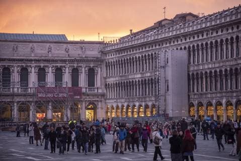 City views of Venice Municipal Council allows entrance fee for Italian canal city Venice 11 02 2019 Numerous tourists walk across St Marks Square in Venice The Municipal Council has approved t VENEZIA