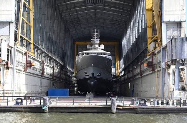 27 03 2019 Hamburg the yacht of multi-millionaire Alberto Bailleres Mayan Queen IV in the dock of Blohm and Voss in Hamburg Harbour Team2