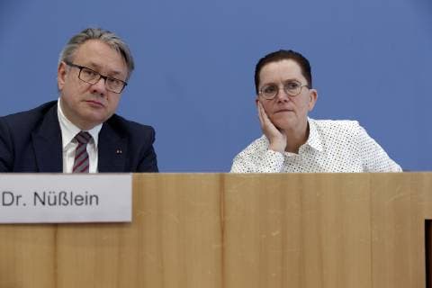 2019 04 01 Berlin Germany Federal Press Conference Presentation of the draft law Organ donation double solution by a group of members of the Bundestag from different parties In the picture