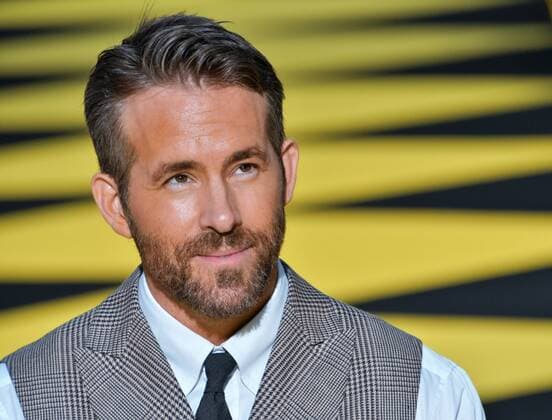 Entertainment Bilder des Tages Pokemon Premiere in Tokio Actor Ryan Reynolds attends the World premiere for the film Pokemon: Detective Pikachu at Godzilla Road of Kabuki-cho in Tokyo, Japan on April 25, 2019.  TKP2019042599 KEIZOxMORI