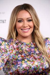 April 25, 2019 - New York, New York, U.S. - HILARY DUFF at the Tribeca Film Festival 2019 Younger screening, red carpet arrivals,.Spring Studios,NYC.April 25, 2019.Photos by , Photos Inc. New York U.S. - ZUMAms4_ 20190425_zaf_ms4_001 Copyright: xSoniaxMoskowitzx