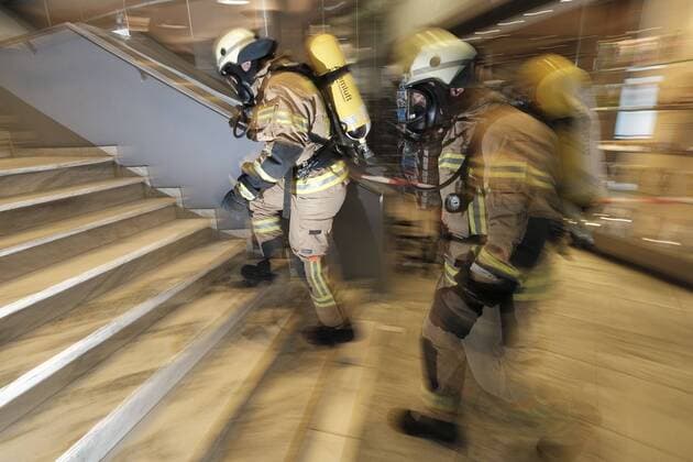 9.Firefighter Stairrun 2019 at Alexanderplatz Berlin Under full protective equipment and against time, firefighters run the 39 floors on the roof of the Hotel Park Inn Firefighter Starirun 2019