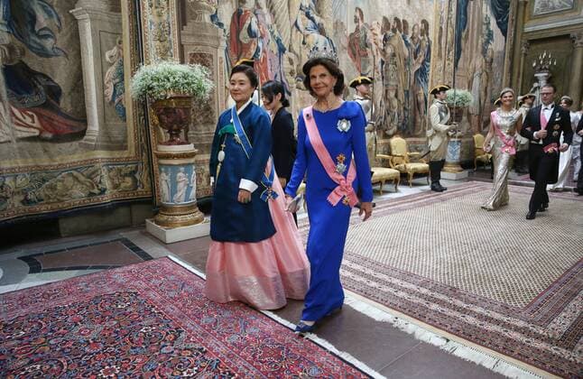 STOCKHOLM 2019 06 14 South Korea s First Lady Kim Jung sook and Sweden s Queen Silvia arrive for a State Banquet in honour for South Korea s presidential couple at the Royal Palace in Stockholm, Sweden, on June 14, 2019 South Koreas President Moon Jae in and First Lady Kim Jung sook are in Sweden for a two day state visit STOCKHOLM SVERIGE x1037x,  Copyright: xSorenxAnderssonx SWEDEN SOUTH KOREA STATE VISIT
