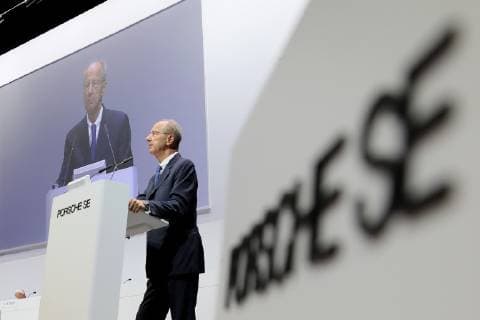 27 06 2019, Stuttgart, DEU Annual General Meeting of Porsche Automobil Holding SE in the Porsche Arena in Stuttgart Hans Dieter Poetsch, Chairman of the Board of Management of Porsche Automobil Holding SE