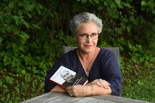 Katerina Jacob actress daughter of Ellen Schwiers wrote the preface Munich 26 06 19 Zierer Communications Effnerstrasse press brunch with Katerina Jacob biography of Ellen Schwiers book introduction Dich hat der Esel im Galopp Verloren Jacob 0038