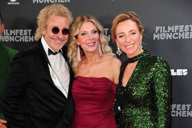 Thomas Gottschalk and Karina Mroß with Diana Iljine at the opening of Filmfest München with the film premiere of The Art of Self Defense on 27 06 2019 in Munich Opening Opening of Filmfest München 2019