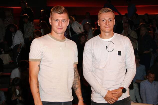 Toni Kroos and his brother Felix Kroos guest at the M Lanz ZDF talk show on 27 06 2019 in Hamburg M Lanz ZDF talk show on 27 06 2019 in Hamburg
