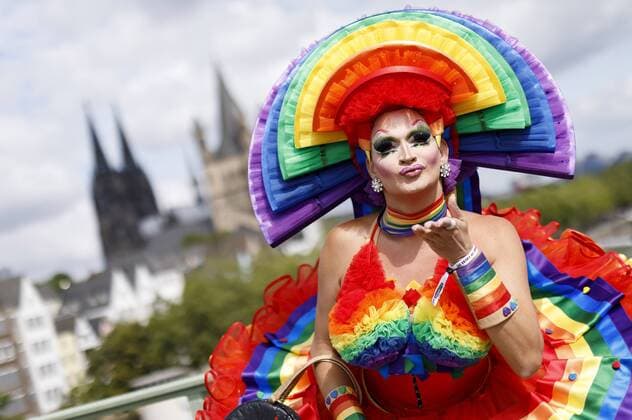 Participants of Christopher Street Day under the motto 50 Years of Pride on the Deutzer Brücke Cologne, 07 07 2019 Foto:xC.xHardtx xFuturexImage
