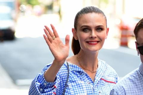 July 16, 2019 New York, NY, USA July 16, 2019 New York City Emily Deschanel at Build Speaker Series on July 16, 2019 in New York City New York USA  - ZUMAny1_ 20190716_zaf_ny1_032 Copyright: xKristinxCallahanx