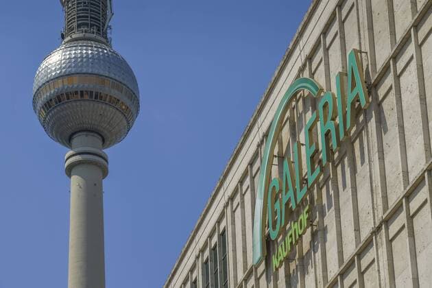 Television Tower, Galeria Kaufhof, Alexanderplatz, Mitte, Berlin, Germany