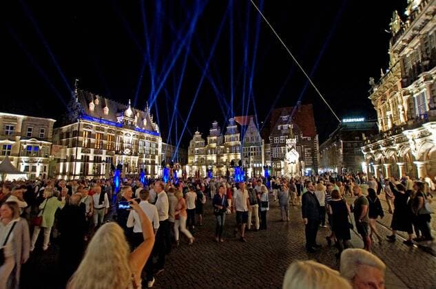 The Bremer Marktplatz on the opening evening for the 30 Musikfest Bremen on 24 August 2019 under the motto A great night music Links of the Chamber of Commerce Sitz Schütting, on the right the historical town hall