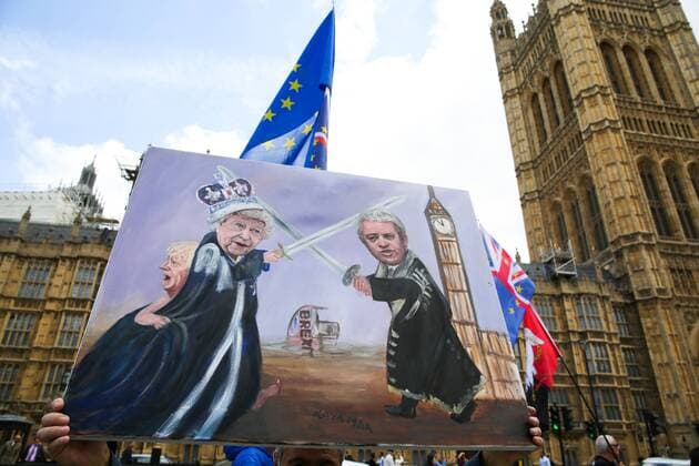 September 3, 2019, London, United Kingdom: A piece of satirical artwork by Artist Kaya Mar showing the Queen, Speaker John Bercow and Prime Minister Boris Johnson outside Parliament..On Monday 2 Sept 2019 British Prime Minister Boris Johnson warned Conservative MPs not to vote against the government in the next night s Bill that would block a no deal Brexit. Several MPs vowed to vote with the opposition regardless of the personal consequences. London United Kingdom - ZUMAs197 20190903_zaa_s197_052 Copyright: xStevexTaylorx