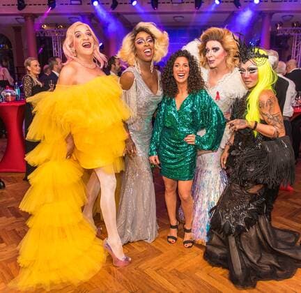 21 09 2019 xesx Frankfurt am Main, Palmengarten LOVEBALL Dancefloor 2019 In the middle presenter Evren Gezer