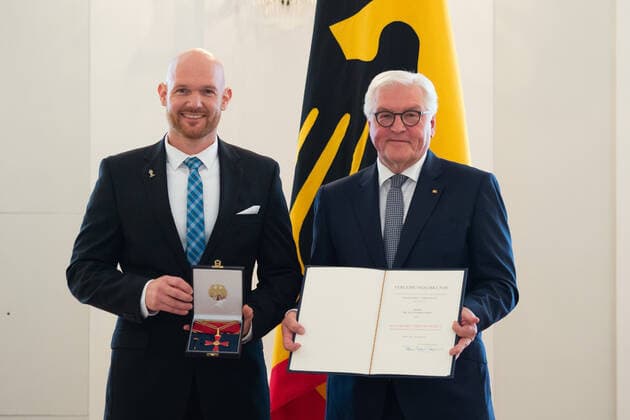 Berlin GER, Berlin, Award of the Order of Merit of the Federal Republic of Germany Alexander Gerst Astro Alex Astronaut, Award of the Order of Merit of the Federal Republic of Germany on the Day of German Unity under the motto Courage to overcome borders in the future by German President Frank Walter Steinmeier, 02 10 2019, Copyright: xEIBNER UwexKochx EP_EER