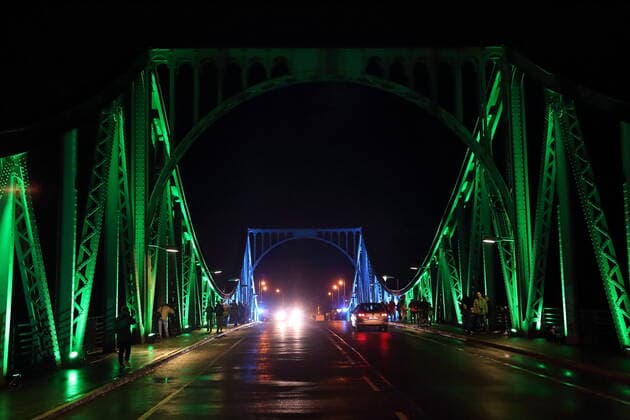 Lighting at the Glienicker Bridge on the occasion of the 30th anniversary of the fall of the Berlin Wall, Potsdam Berlin, 9 November 2019 30th anniversary of the fall of the Berlin Wall Lighting Glienicker Bridge