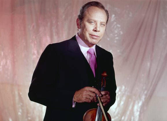 Helmut Zacharias, deutscher Violonist und Komponist, Deutschland frühe 1970er Jahre. German violinist and composer Helmut Zacharias, Germany early 1970s. Nur redaktionelle Nutzung. Editorial usage only. Copyright: ArthurxGrimm UnitedArchives82001221