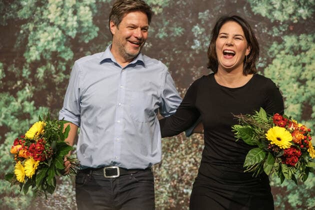 DEU, Germany, North Rhine-Westphalia, Bielefeld, 16 11 2019 Federal Delegates Conference, Bündnis 90 The Green Elections to the Office of the Federal Presidents Annalena Baerbock, Federal President and Robert Habeck, Federal Presidents re-elected as Federal Presidents