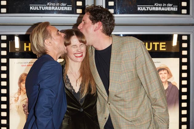 Constantian von Jascheroff, Isabell Polak and Sebastian Schwarz Premiere of Als ich mal GROSS war in der Kulturbrauerei in Berlin am 20 11 2019 Premiere When I mal GROSS war