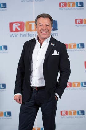 Patrick LINDNER, Singer, Portrait, Portrait, Portrait, Snipped single picture, Single motif, 24 RTL Spendenmarathon Wir helfen Kindern , Television, 21 22 11 2019