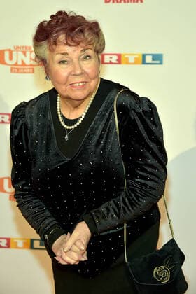 25 Jahre Unter uns am 21 11 2019 im Wartesaal am Dom in Köln Andrea Brix is guest on the occasion of the anniversary celebration of the TV series Unter uns am 21 11 2019 in the Wartesaal am Dom in Köln xJFx