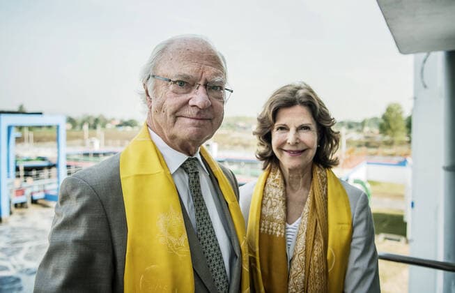 King Carl XVI Gustaf and Queen Silvia visit the SARAI sewage treatment plant outside the city of Haridwar on December 5, 2019 The Swedish Royals are on a state visit to India Photo Carolina Byrmo Aftonbladet TT code 2512 SWEDEN OUT Stockholm Sweden x2512x,  Copyright: xCAAROLINAxBYRMO AFTONBLADET TTx SWEDISH ROYALS STATE VISIT TO INDIA