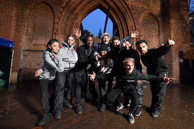 Photo session on the set of Fly Katja von Garnier with the Flying STteps Photo session on the set of Fly, to the shooting of the new film by Katja von Garnierin of the ruins of the Franziskaner Klosterkirche in Berlin on 06 12 2019 PPM