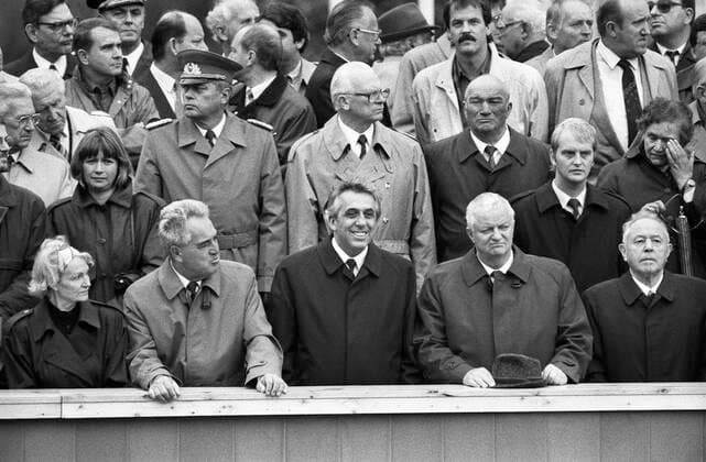 GDR East Berlin, 08 10 1989 Archive No 09 41 23 40 Anniversary of the GDR Photo Margot Honecker li , Egon Krenz mitte und Erich Mielke re 40 Anniversary of the GDR