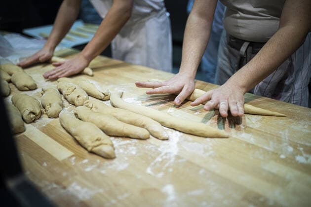 Two bakers roll out dough, recorded in Berlin, 24 01 2020 Berlin Germany Copyright: xFlorianxGaertner photothek.netx