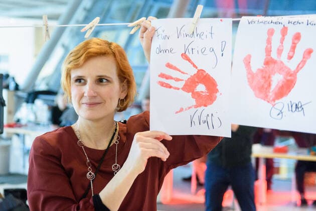 Berlin, Red Hand Day Action in the Bundestag Germany, Berlin 11 02 2020 The picture shows Katja Kipping party chairwoman DIE LINKE during the action for Red Hand Day against child soldiers Berlin Bundestag Berlin Germany