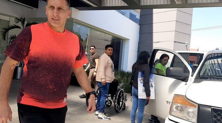 February 17, 2020 EUM20200217DEP01 JPG MEXICO CITY, SoccerFutbol America February 17, 2020 Former soccer player Christian Chaco Gimenez went to the Hospital Ãngeles Acoxpa to donate blood in the name of Chilean Nicolas Castillo, striker of America, after the open call that the team made in their networks to request donors The now analyst preferred not to give statements to the  - ZUMAu78_ 20200217_zaf_u78_036 Copyright: xElxUniversalx