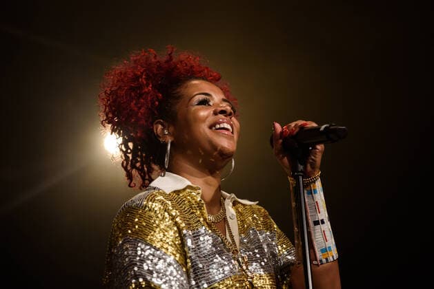 Concert by Kelis at the Astra Kulturhaus in Berlin On 05 03 2020 the US American Hip Hop and R B singer Kelis gave a concert at the Astra Kulturhaus in Berlin. Kelis laid the foundation for her success with her album Kaleidoscope, which was released in 1999 and produced by The Neptunes Pharrell Williams and Chad Hugo. 20 years after its release, Kelis is bringing her al