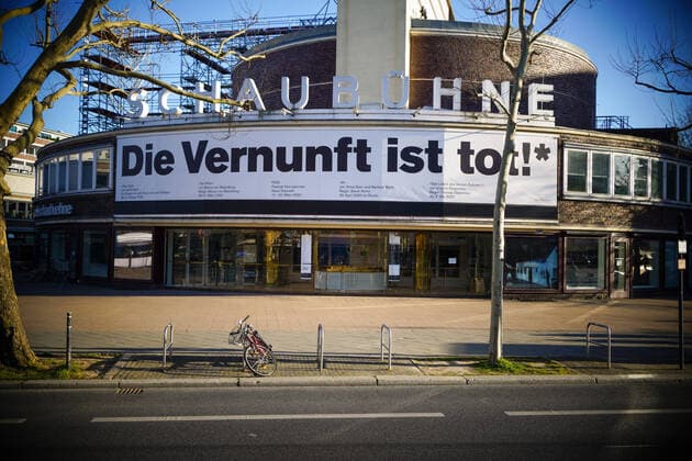 04 04 2020,Berlin,Germany,GER,the city in times of the Corona Pandemic At the moment there are no performances at the Theater Schaubühne am Kurfürstendamm due to the pandemic