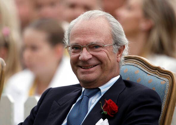 BORGHOLM 20070714 Swedish King Carl XVI Gustaf smiles during festivities in Borgholm, on the island of Oland, eastern Sweden, during Crown Princess Victoria s 30th birthday Thousands of people arrived to take part in the celebrations BORGHOLM SVERIGE x7116x,  Copyright: xSUVADxMRKONJICx xXPx xTTx KRONPRINSESSAN VICTORIA 30 ÅR