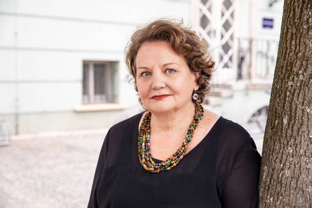 Berlin, 01 07 2019,Swetlana Schönfeld in front of the Deutsches Theater