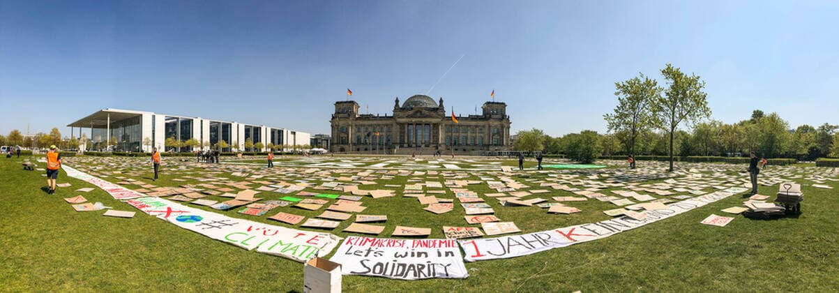 Fridays for Future protest only with signs in front of the deutsc, participants of Fridays for Future have laid out thousands of self-painted posters in front of the German Bundestag, Reichstag building, and thus demonstrate Berlin Berlin Deutschland without any personal active participation