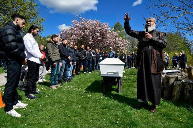 Poet Yahya Hassan to be buried at the Muslim burial ground at Vestre Kirkegaard in Aarhus V Tuesday, May 5, 2020 The 24-year-old poet was found dead in his apartment on Thursday,  Copyright: BoxAmstrupx ScanpixID: 20200505-141629-L spdk20200505-145520-L